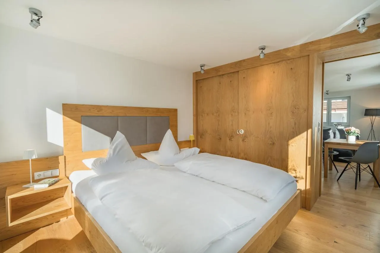 Apartmán Landhaus Ohrwumslar Oberstdorf 0*,  Německo